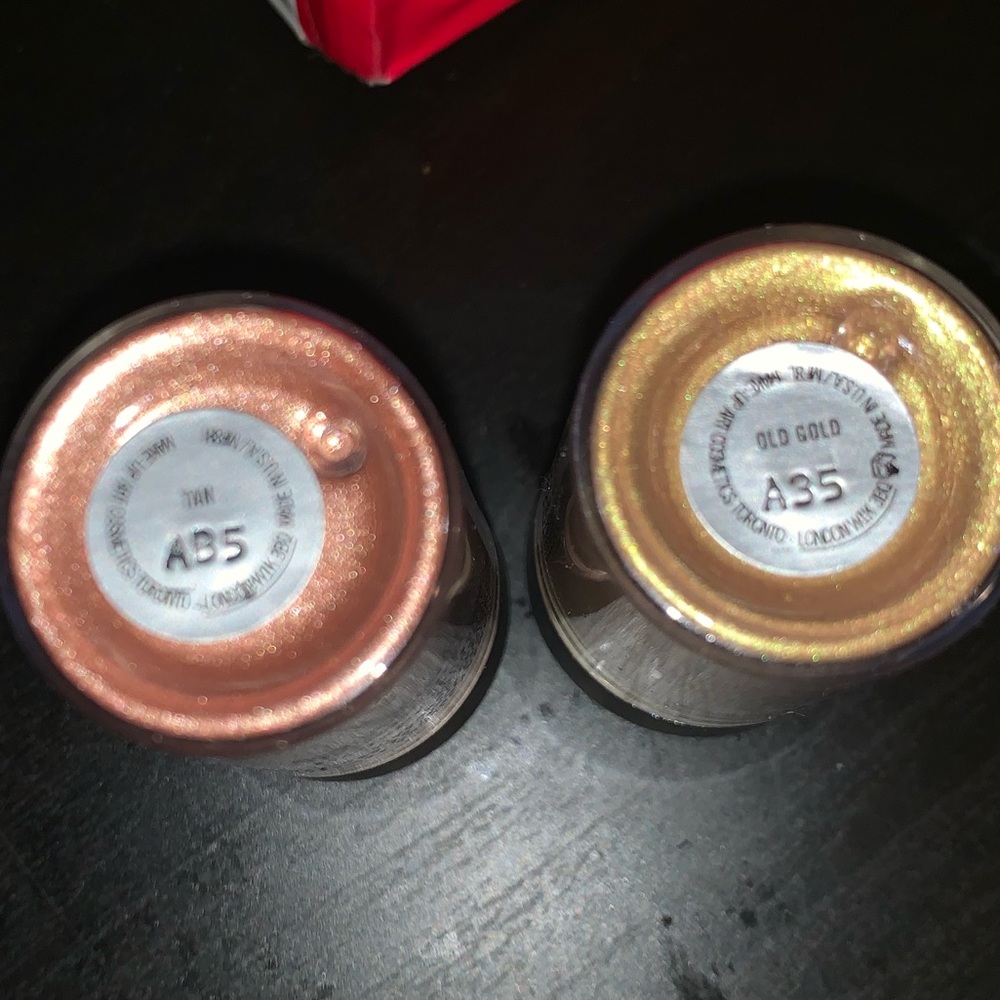 MAC Loose Pigments in shades “Old Gold” & “Tan” - Picture 4 of 7